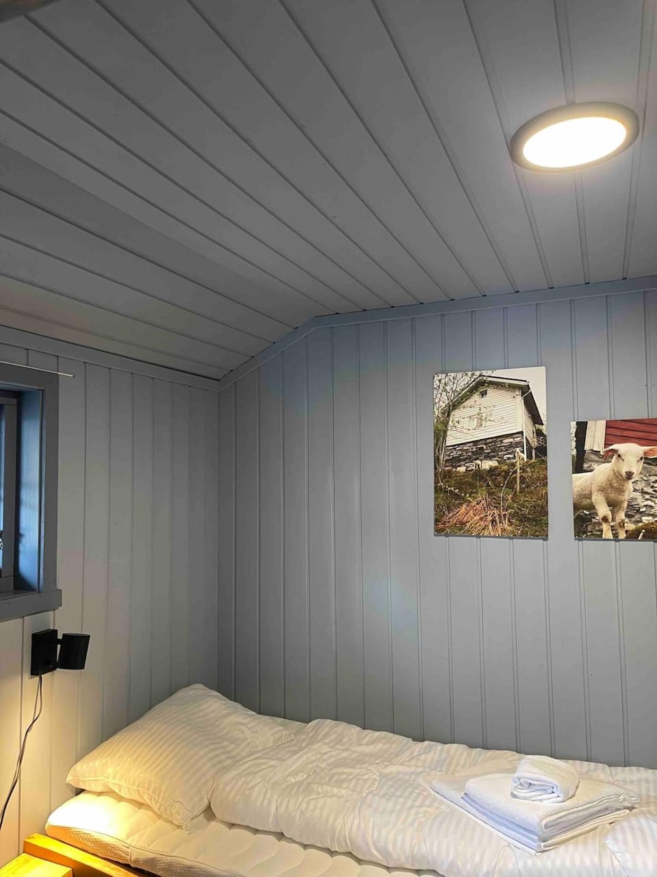 Cabin in Oppstryn Cabin in Vestland