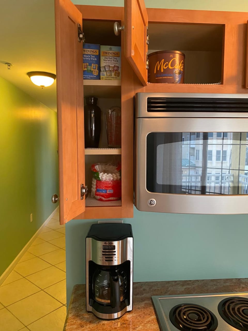 Coffee/tea facilities