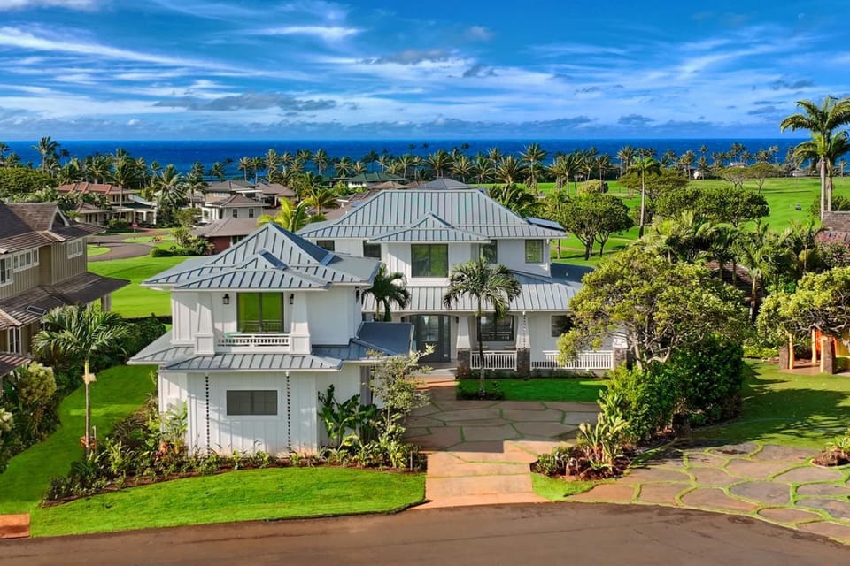 Hale Nani at Kukui ula - Luxe Family Hideaway with Poolside Living in Poipu House in Poipu