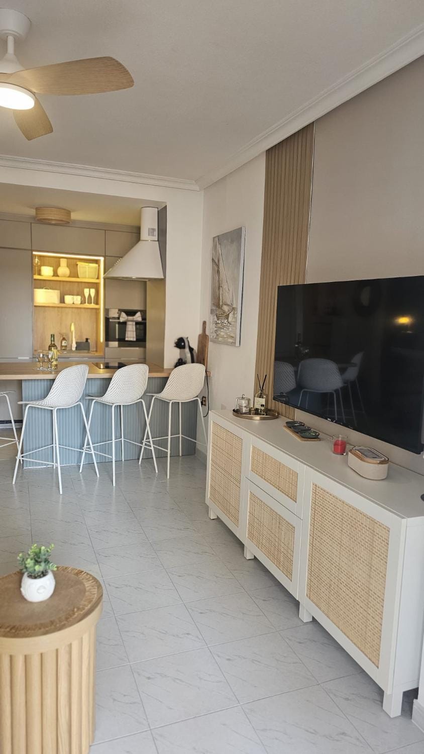 TV and multimedia, Kitchen or kitchenette, Seating area, Dining area
