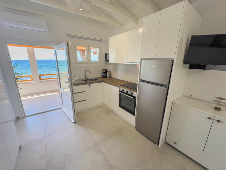 TV and multimedia, Kitchen or kitchenette