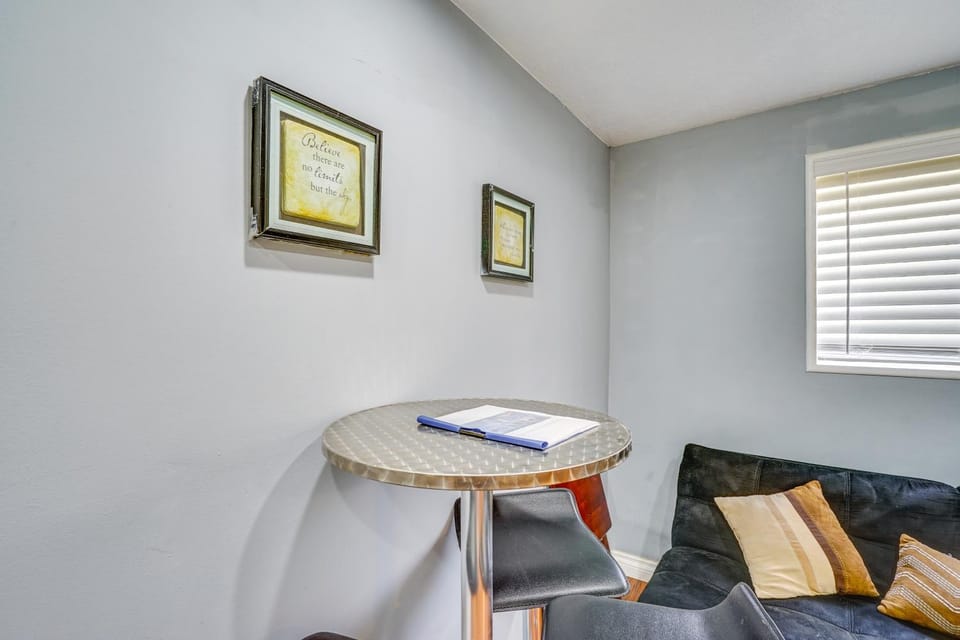 12 Mi to Temple Square: Cozy + Convenient Apt! Apartment in West Valley City