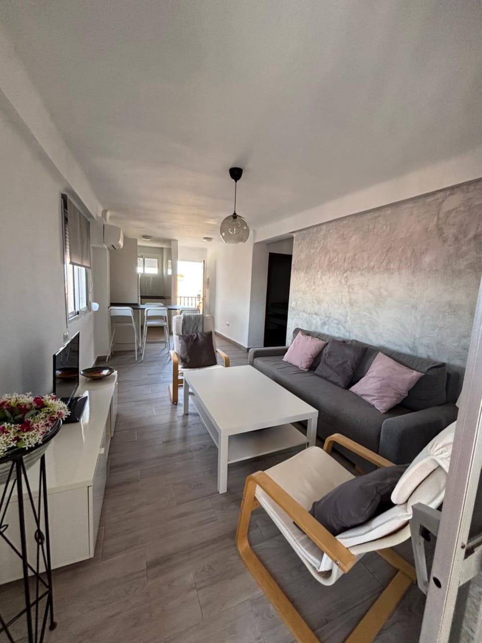 Communal lounge/ TV room