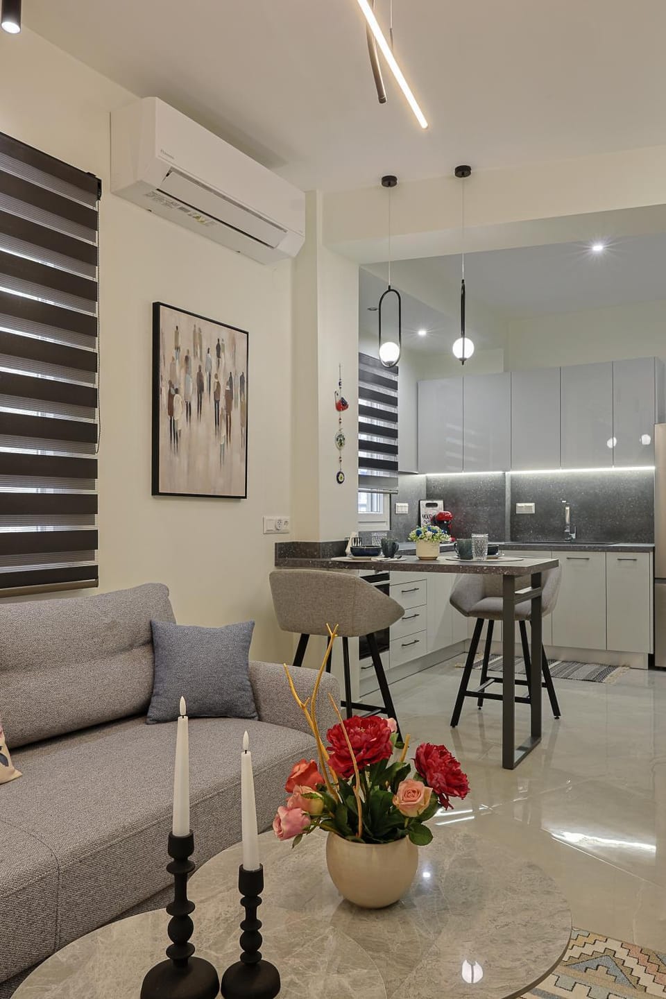 Kitchen or kitchenette, Photo of the whole room, Seating area, Dining area, stove