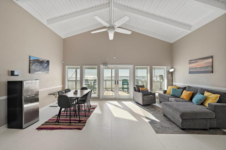 Parijatha House in Galveston Island