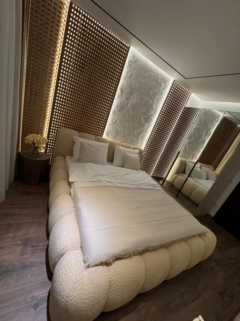 Apartament Red Lotus Apartment in Sibiu