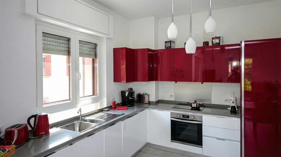 Kitchen or kitchenette, kitchen