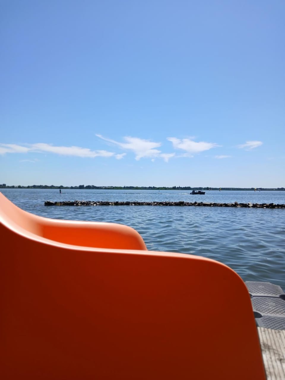 Day, Lake view