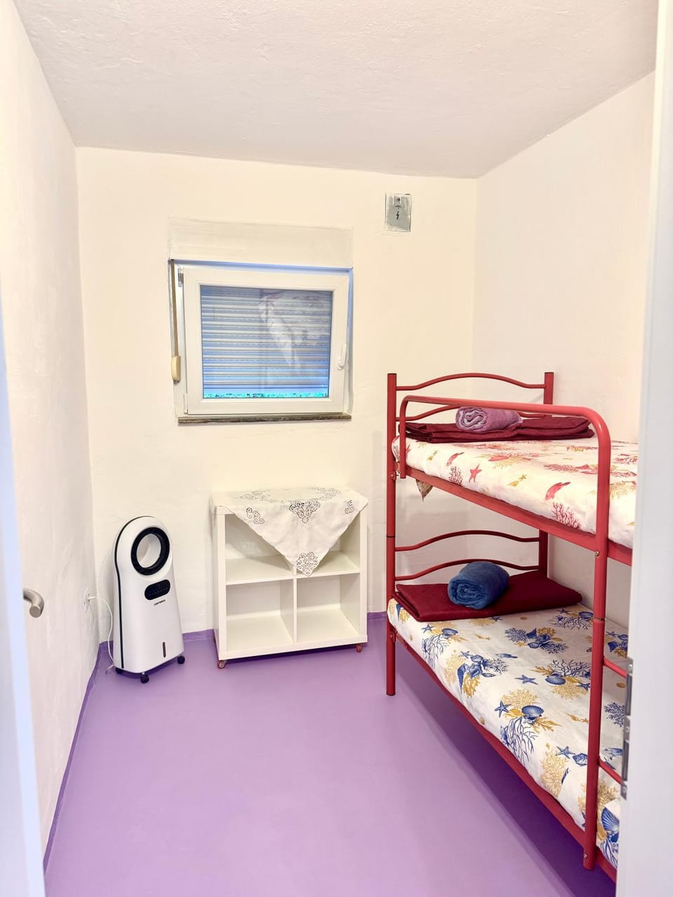 Photo of the whole room, bunk bed