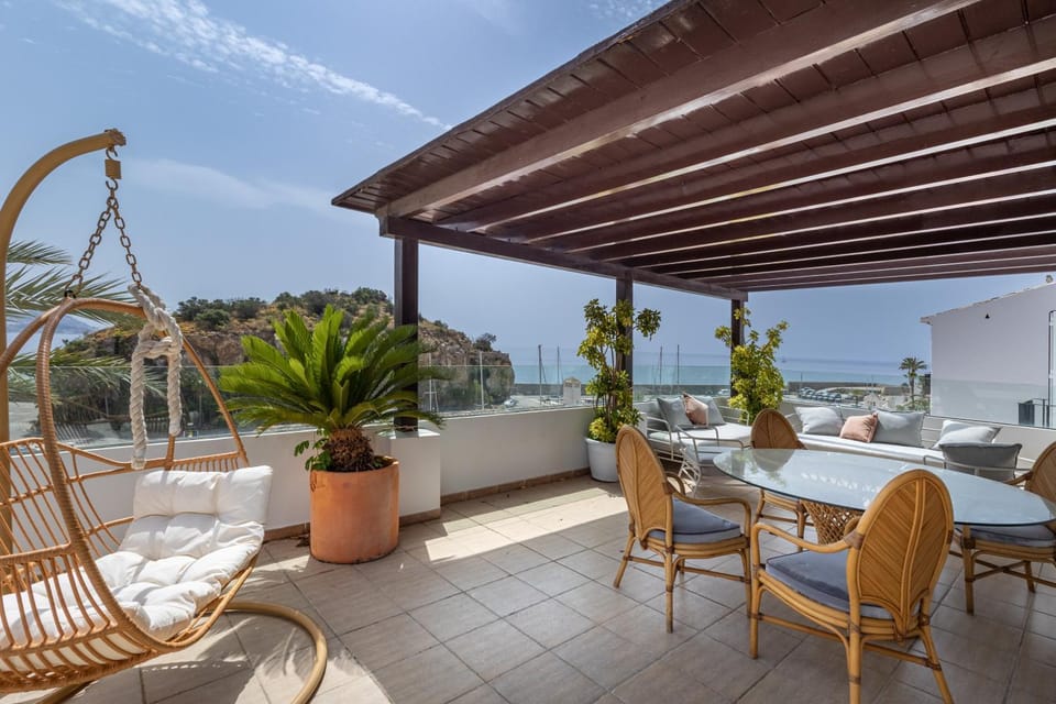 View (from property/room), Balcony/Terrace
