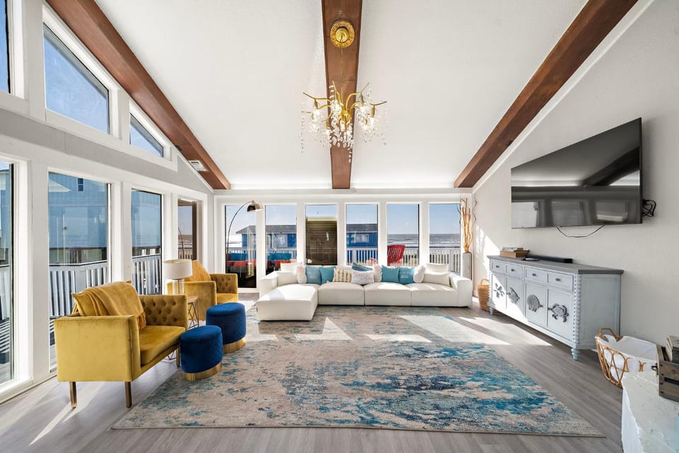 TV and multimedia, View (from property/room), Balcony/Terrace, Living room, Seating area, Sea view, furniture