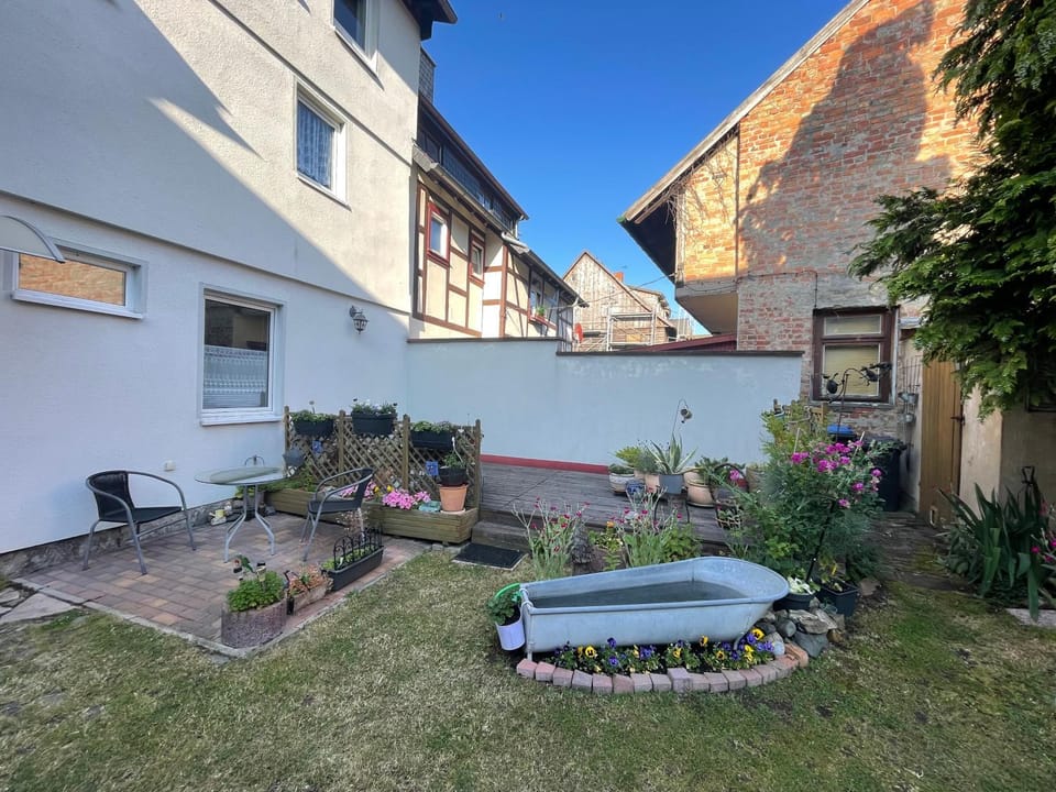 Garden, Garden view