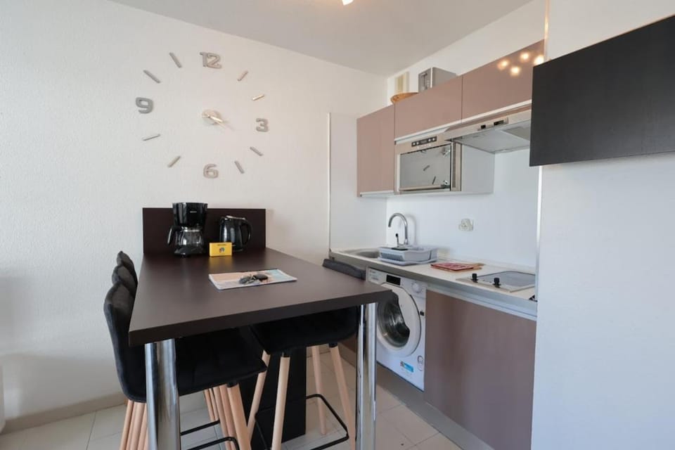 Antibes Les Pins - Apt 4 Per - Parc Exflora - Pool Apartment in Antibes