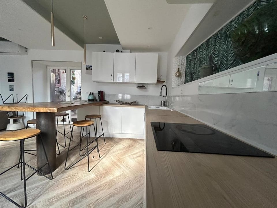 Maison chaleureuse atypique Apartment in Occitanie
