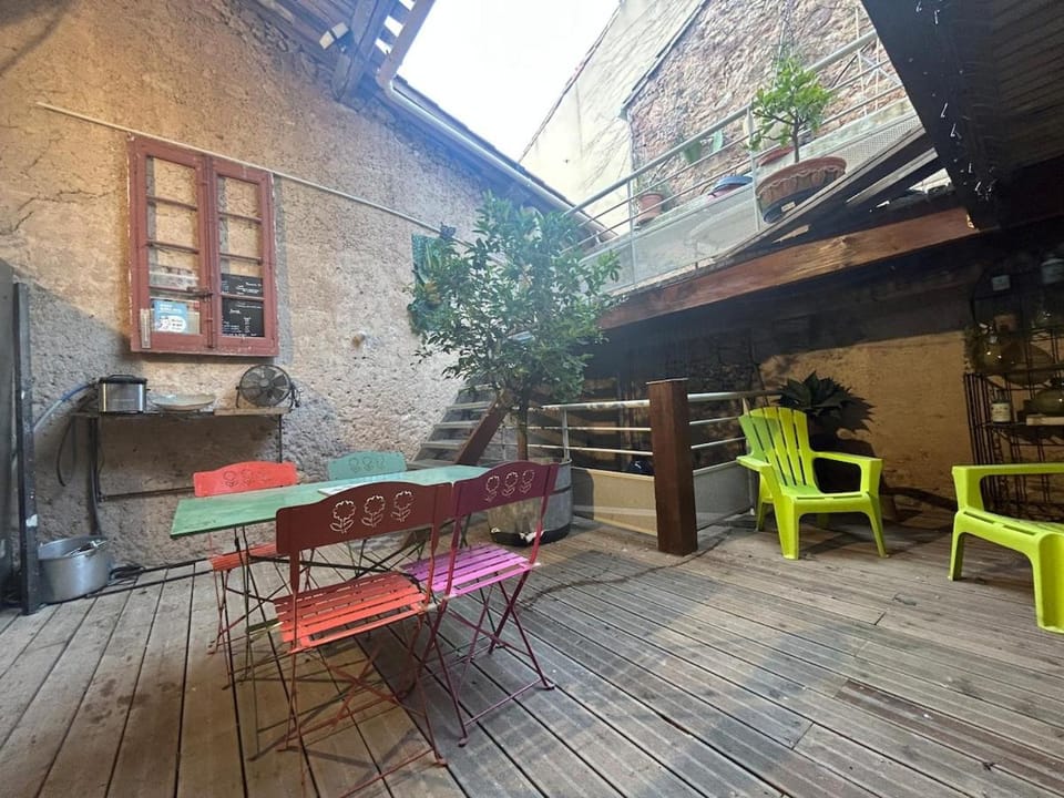 Maison chaleureuse atypique Apartment in Occitanie