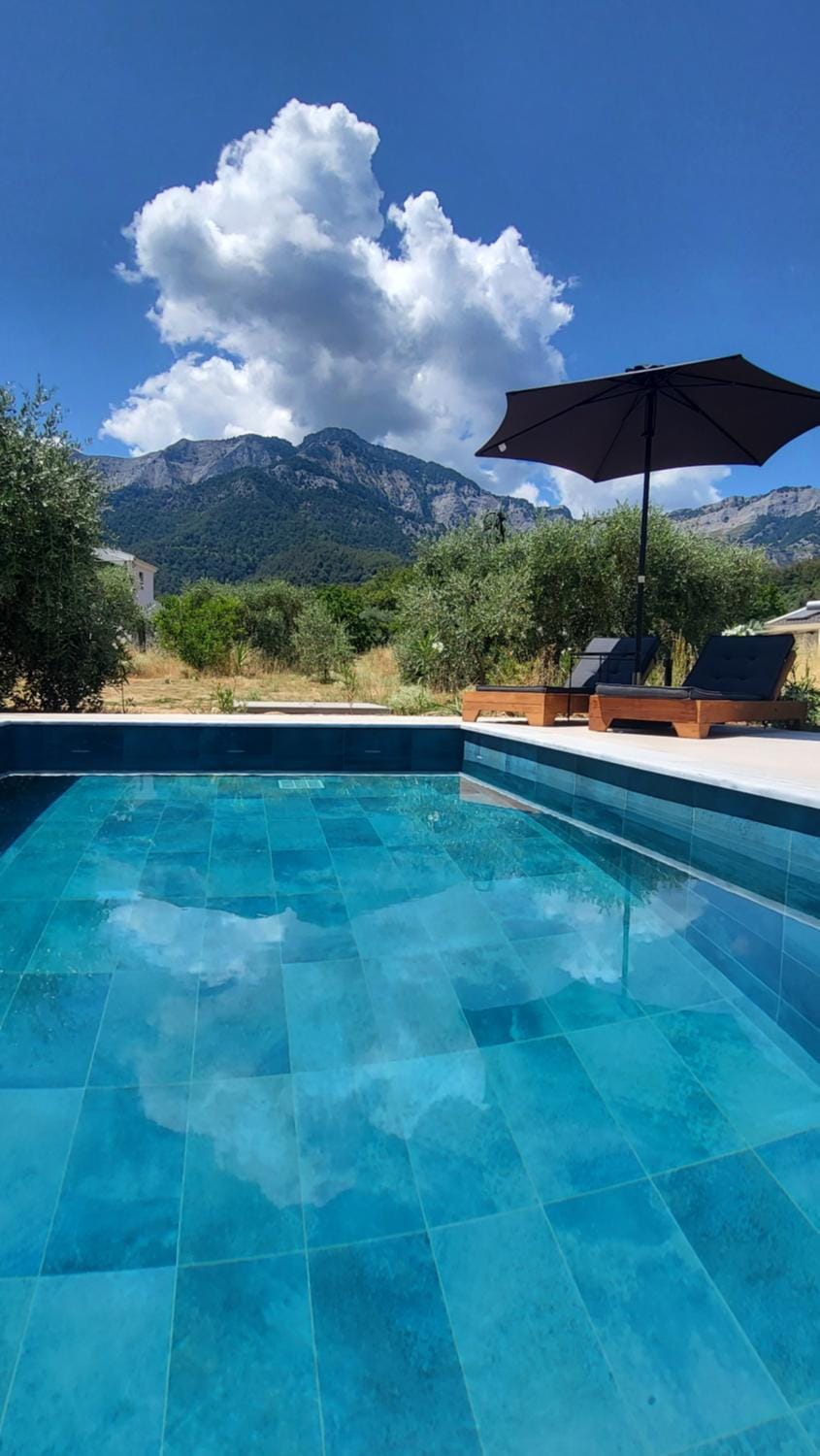 Natural landscape, Mountain view, Swimming pool