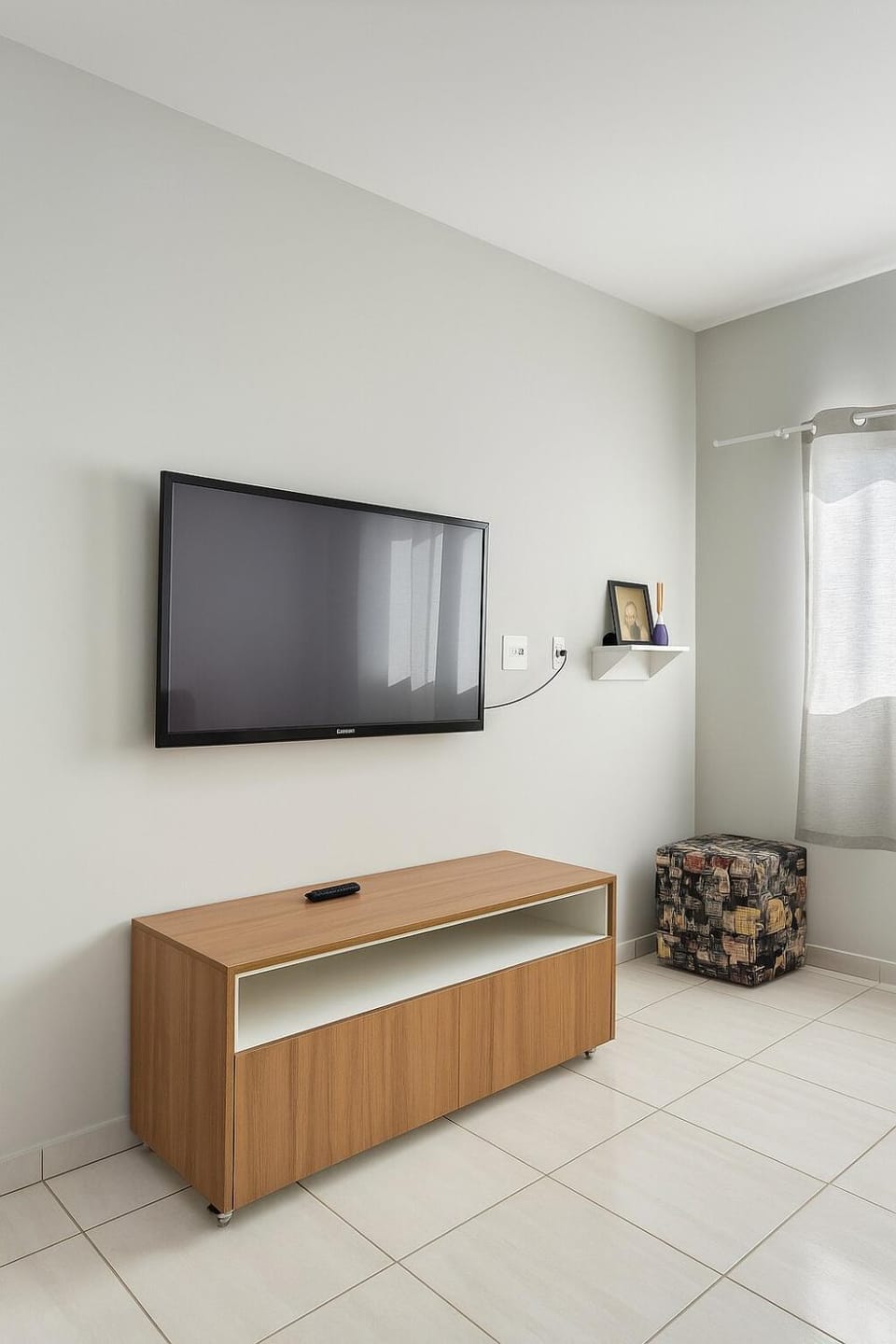 Communal lounge/ TV room, TV and multimedia, Living room, Evening entertainment