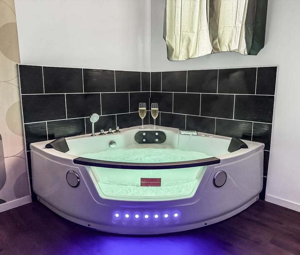 Jacuzzi privé, terrasse, Roubaix Apartment in Flanders