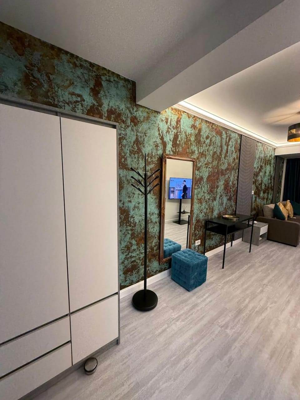 Seating area, wardrobe