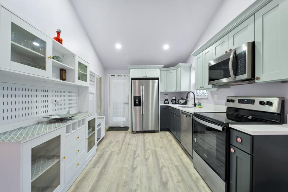 Cozy 2bd 2bth House Walk to Local Gems House in Orlando