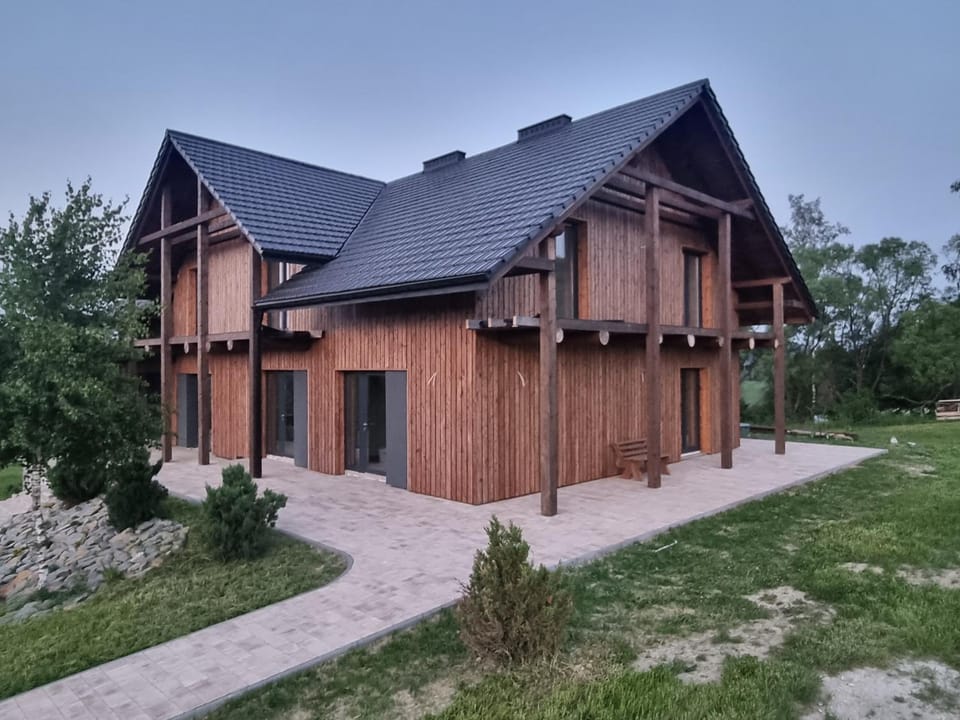 Property building, Day, Garden