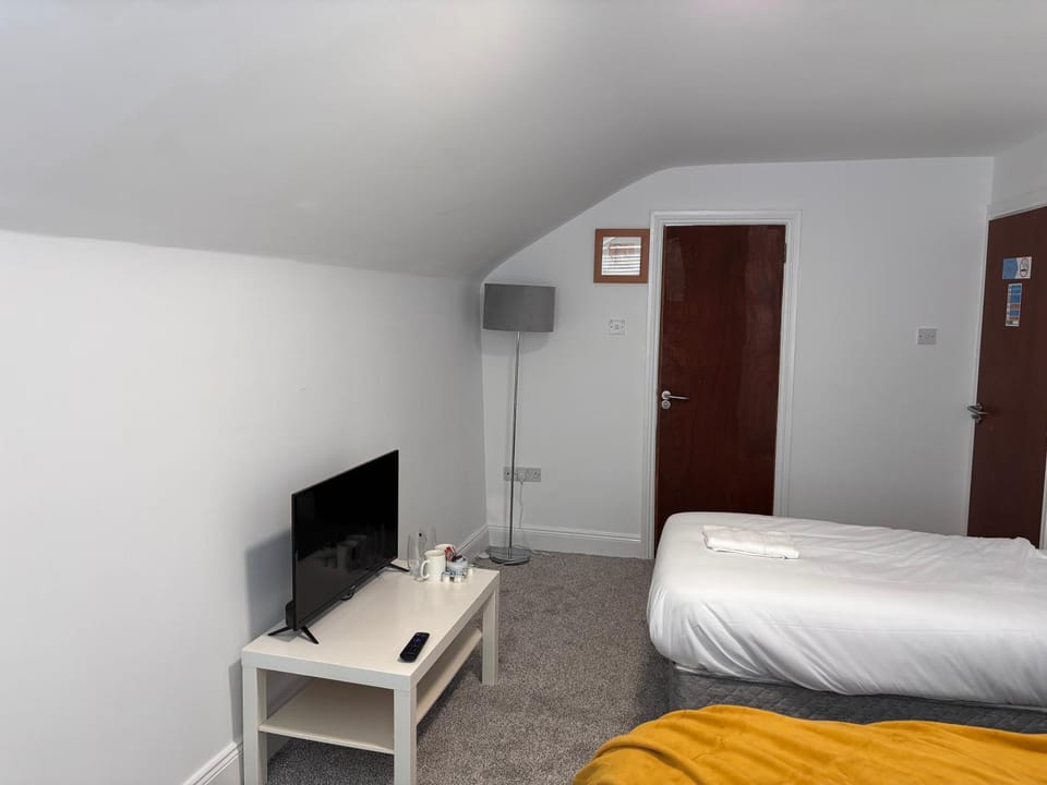 TV and multimedia, Bedroom