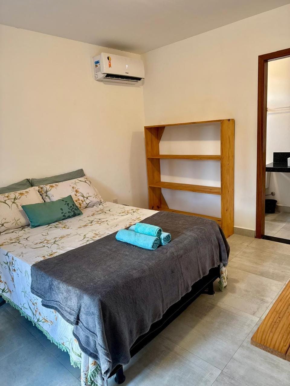Bed, Bedroom, towels, wardrobe, air conditioner