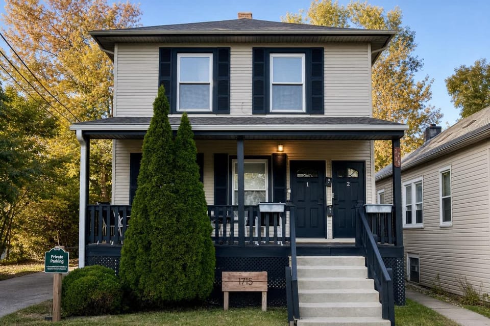 Spacious 7-Bedroom Home in Evanston House in Evanston