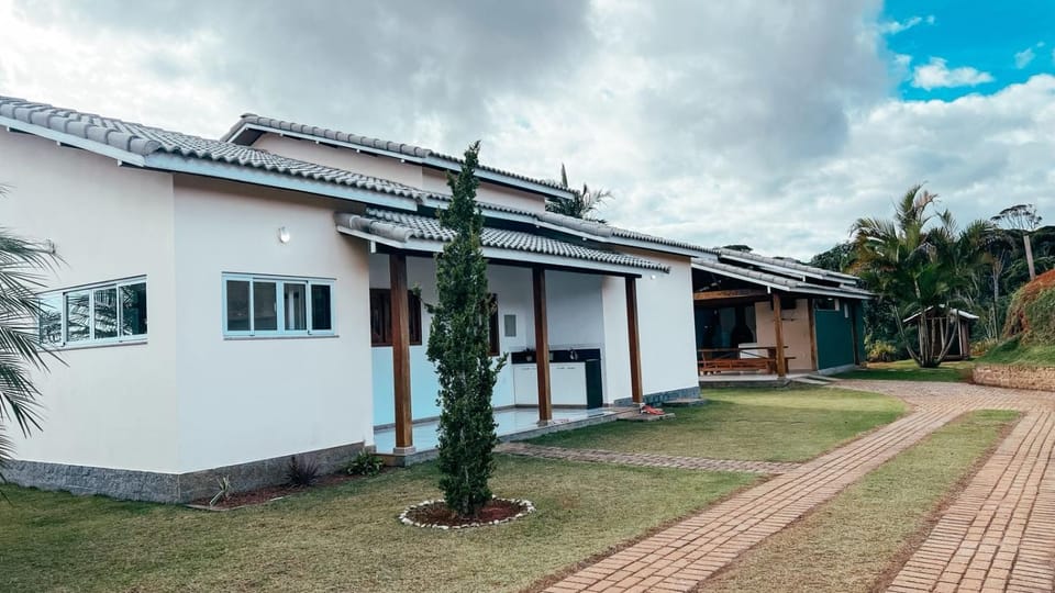 Casa Bela Montanha House in State of Espírito Santo, Brazil
