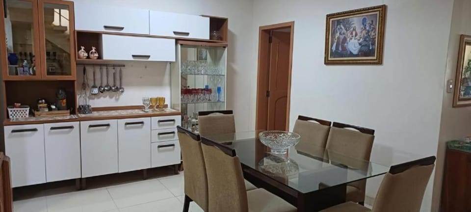 Lulu alugar quartos 2 Bed and Breakfast in Belém