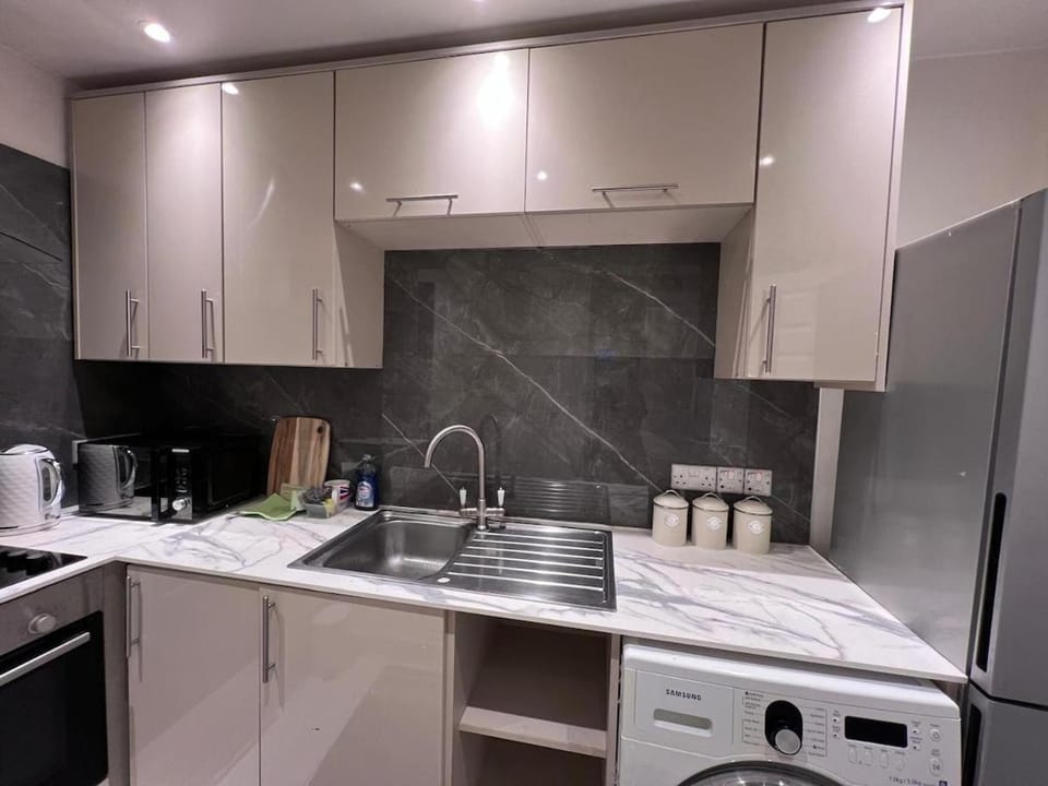 Great location 1 bed stylish flat Apartment in Harrow