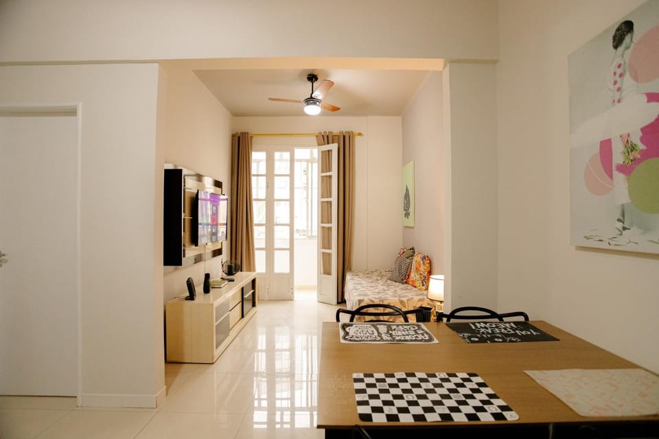 TV and multimedia, Living room, Dining area