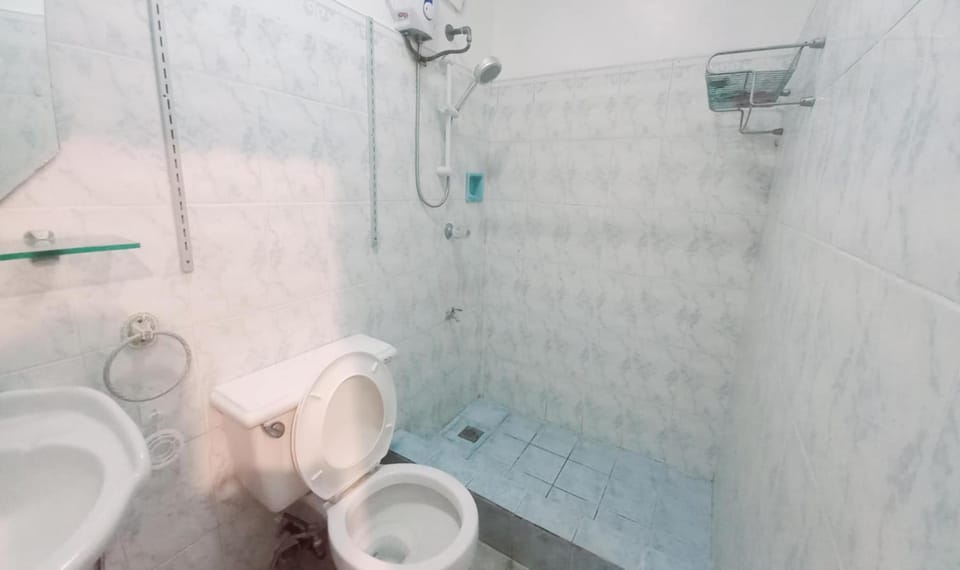 Spanish Casita Executive Suites Tagaytay Bed and Breakfast in Tagaytay