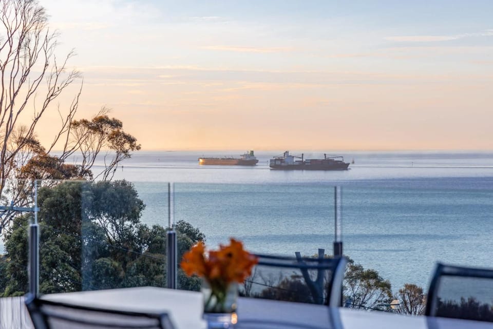 Patio, Balcony/Terrace, Dining area, Sea view