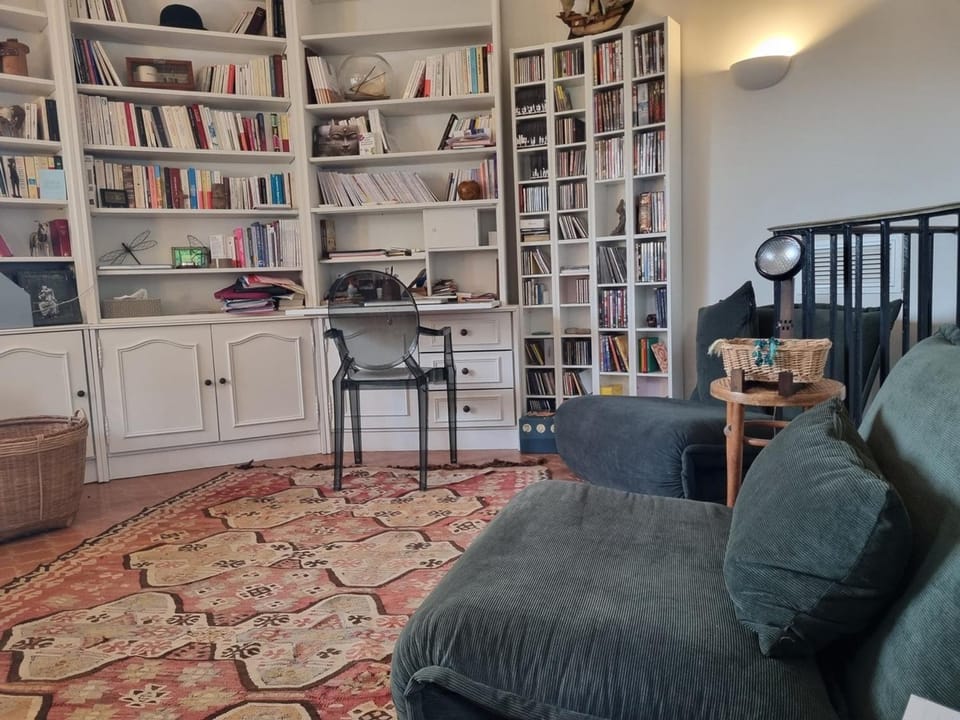 Carqueiranne: Villa de Charme avec Piscine, Vue Mer, pour 8 Personnes - FR-1-599-119 House in Hyères