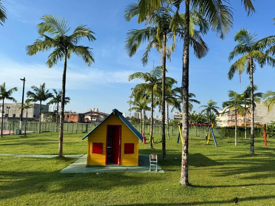 Flat Terras de São José Guarujá Apartment in State of São Paulo