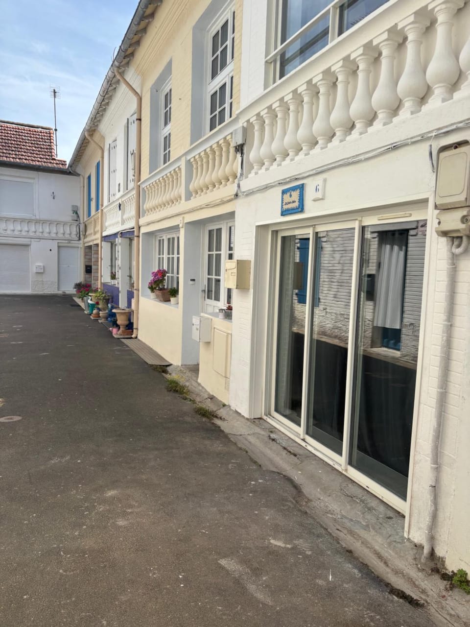 Maison deux chambres plage à pied House in Olonne-sur-Mer
