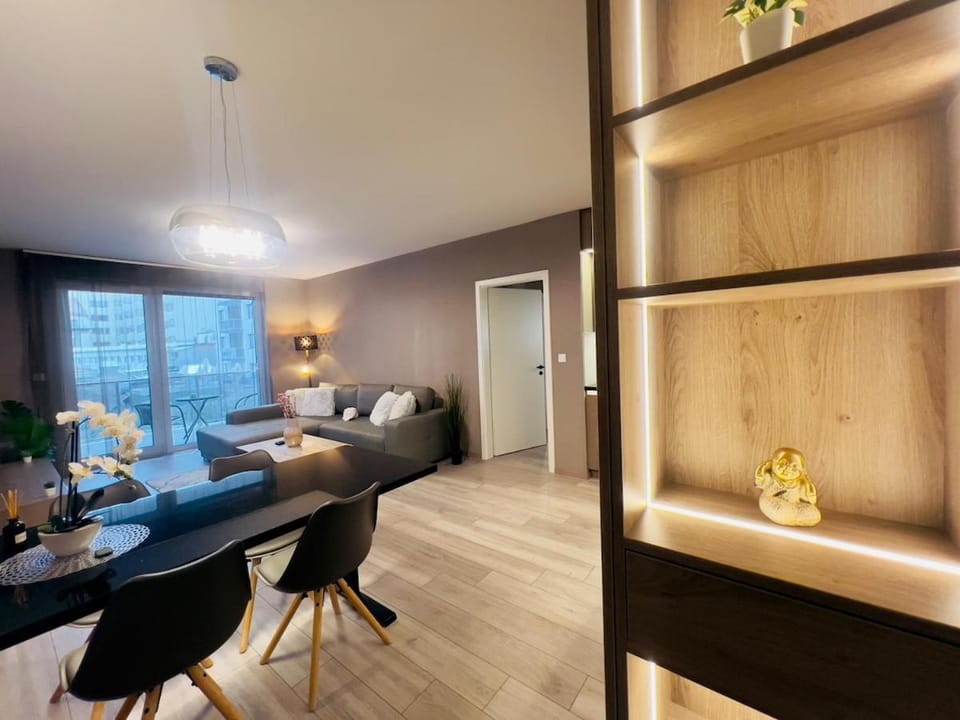 Karzo Property LU 201 FreeGarage Apartment in Budapest