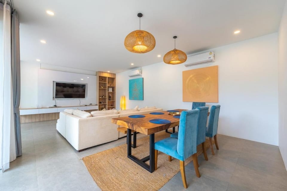 V212 One Of The Most Beautiful Villa In Phuket Villa in Thep Krasatti