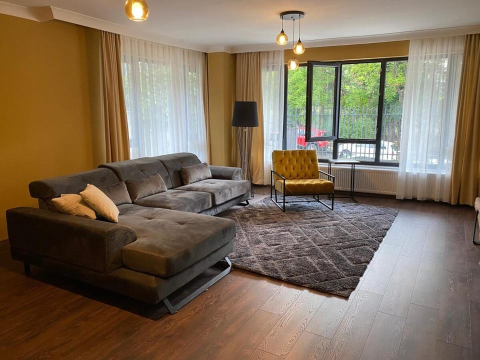 1001 Central Large Modern Design Apartment in Ankara