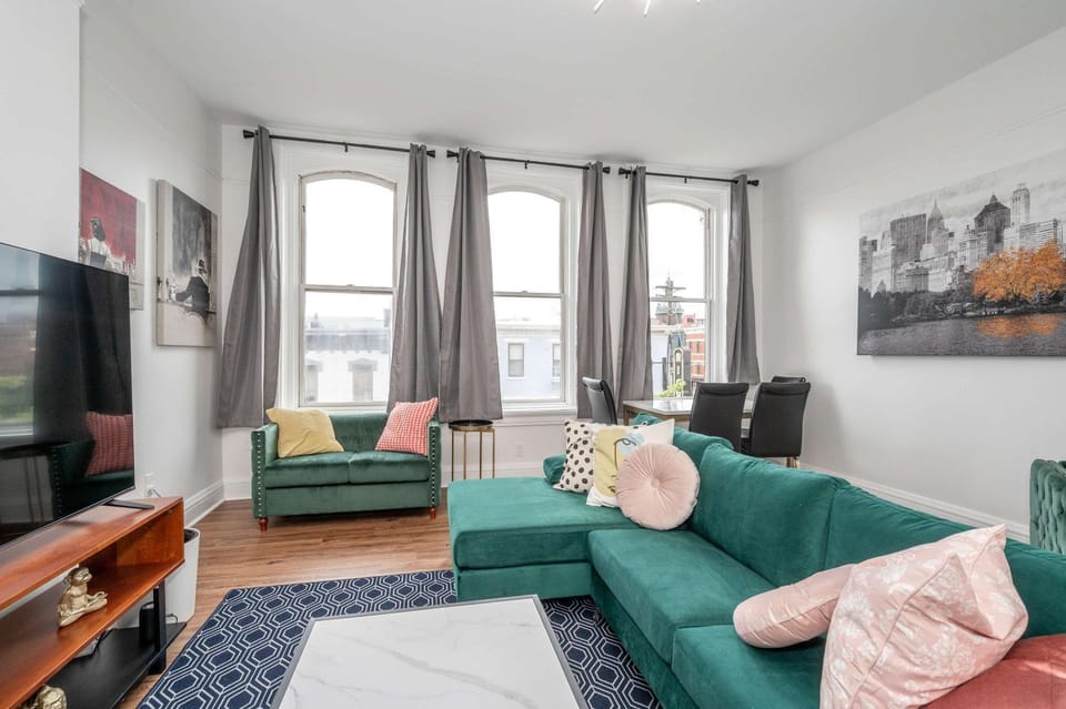 The Heart of Madison Suites House in Covington