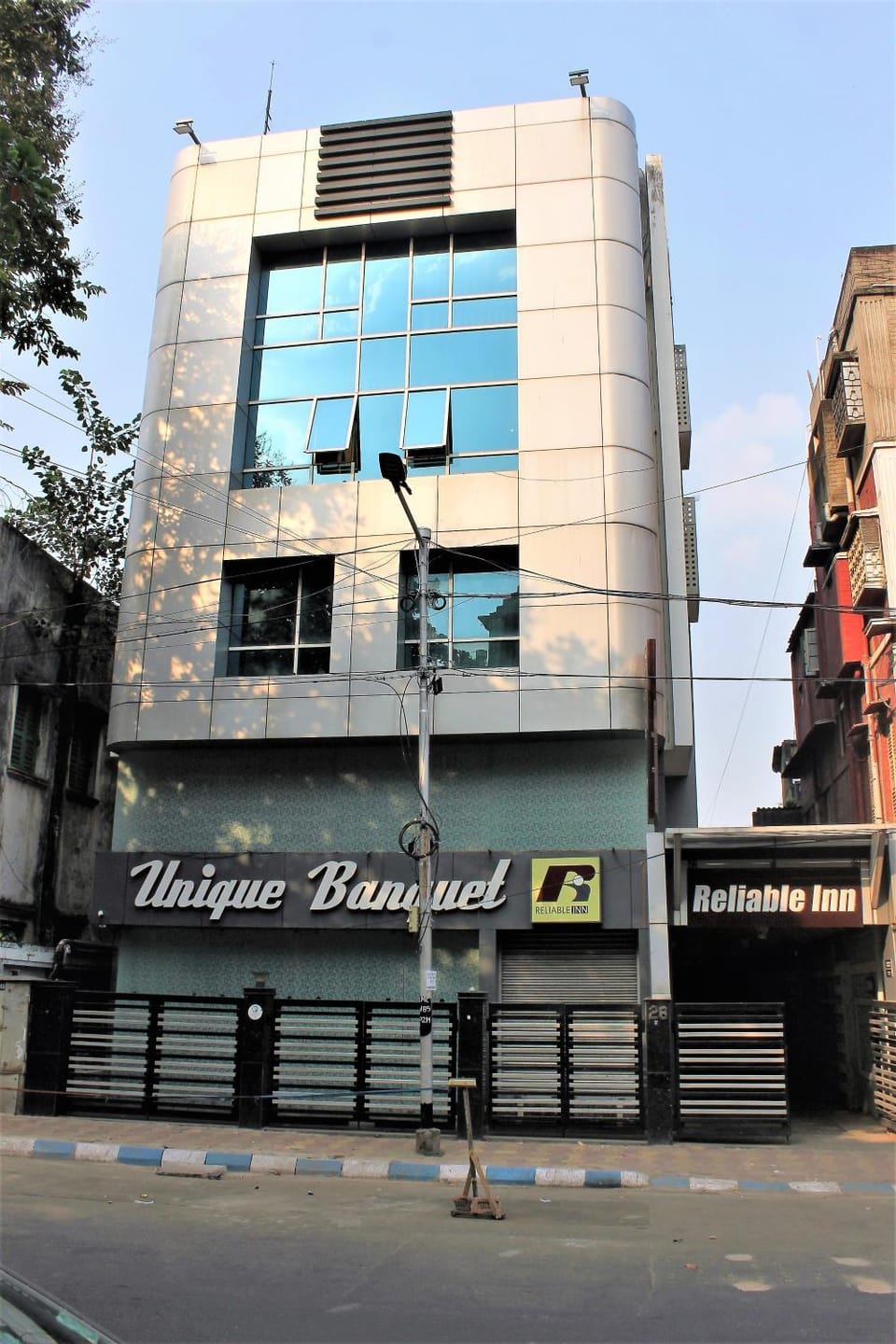 Facade/entrance