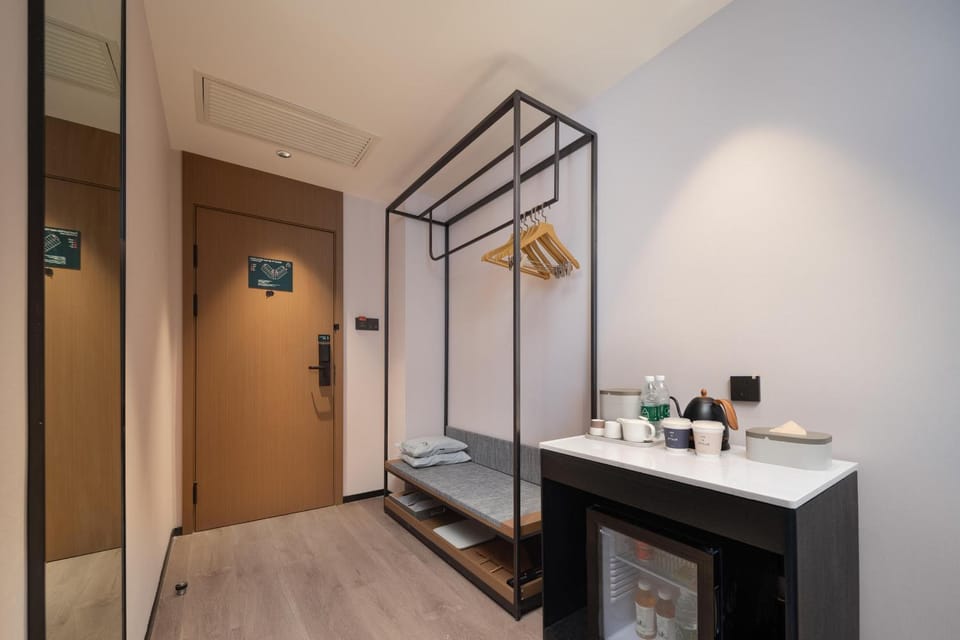 Atour Hotel Zhengzhou Zhenghong City Garden Road Hotel in China