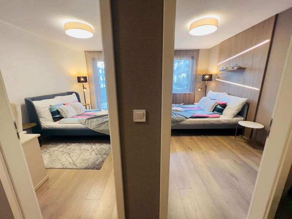 Karzo Property LU 206 Free Garage Apartment in Budapest