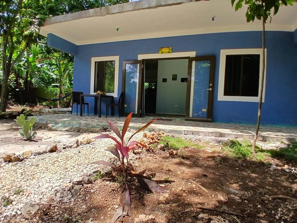 Jack Fruit House House in Negril