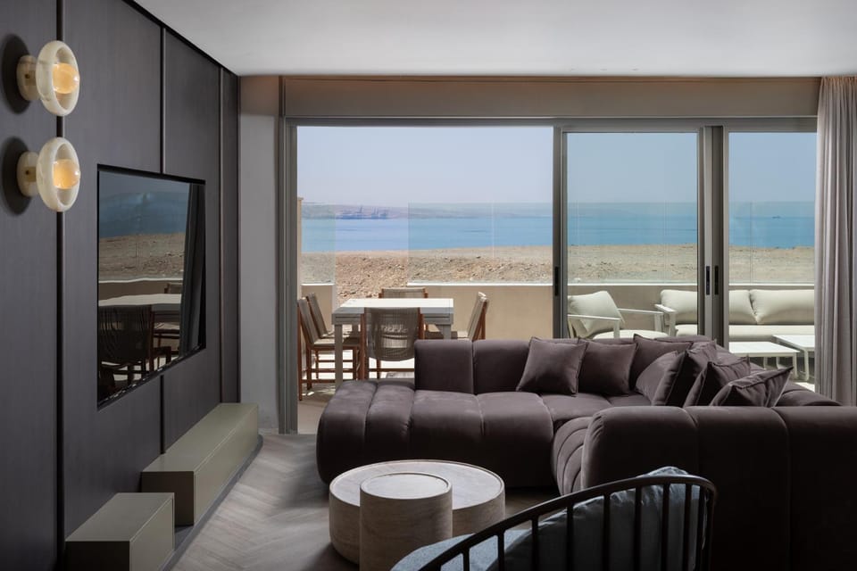Living room, Sea view