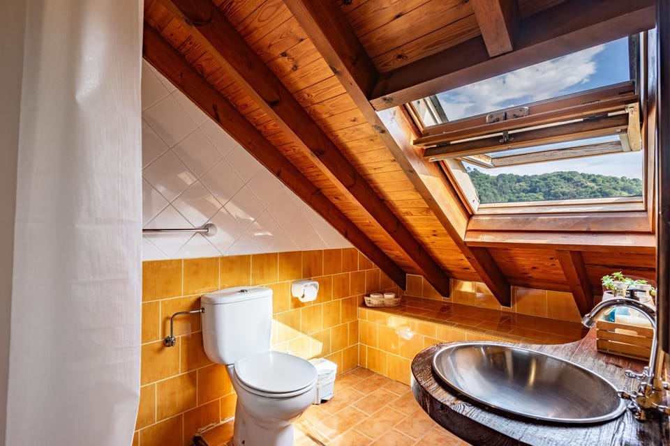 Property building, Bathroom, Living room