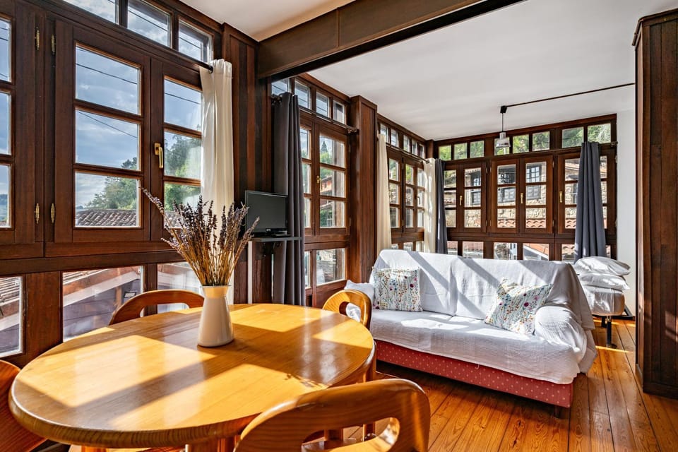 Property building, Living room