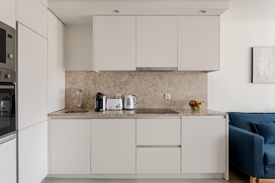 Bright Ajuda Apartment, 2 Bedrooms & AC Apartment in Lisbon