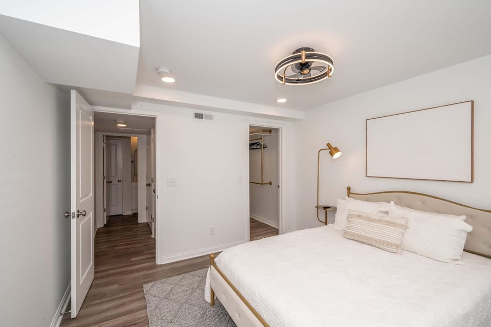 New Listing - Covington Charm Suites House in Covington